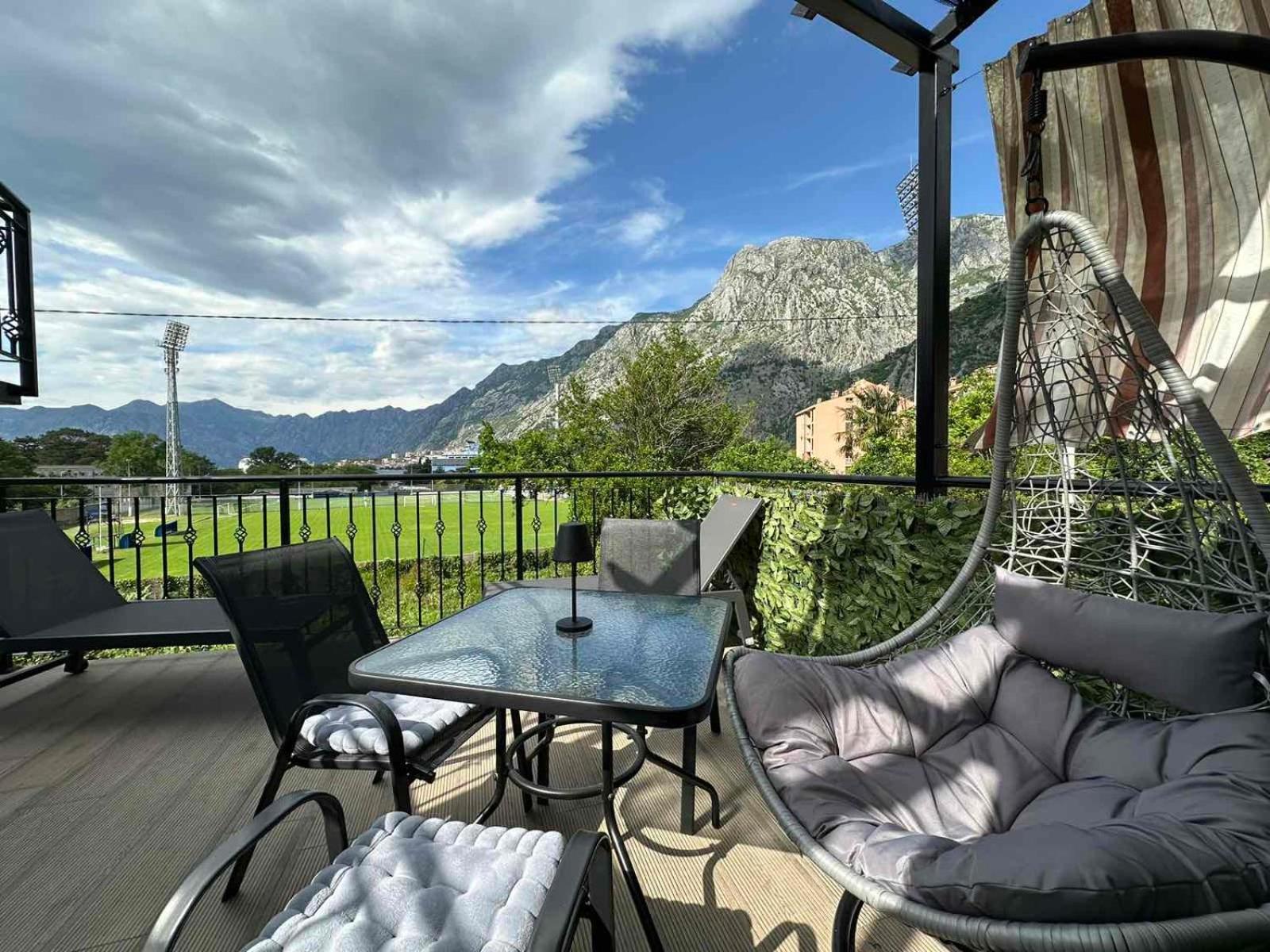 Sunshine Apartment With Private Pool And Parking Kotor Extérieur photo